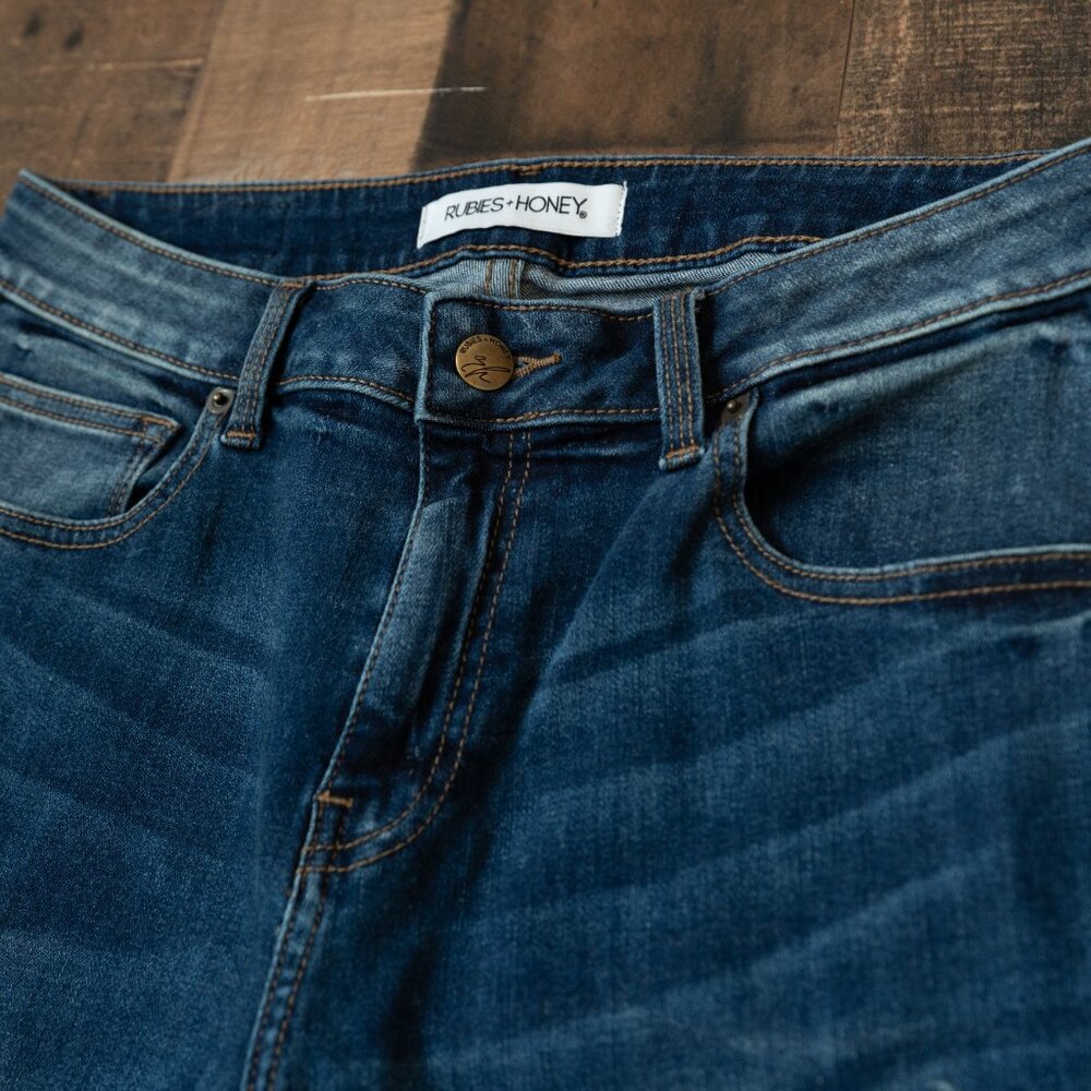 🆕 Lycra Stretch Dark Wash Skinny Jeans - Size 10/30 - Picture 9 of 16